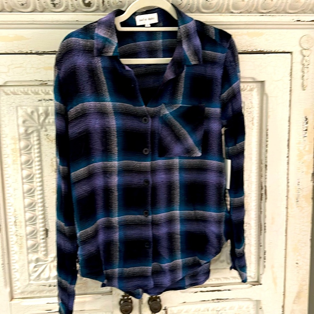 Brand new Belka Dahl button down shirt in black, grey & teal…never worn